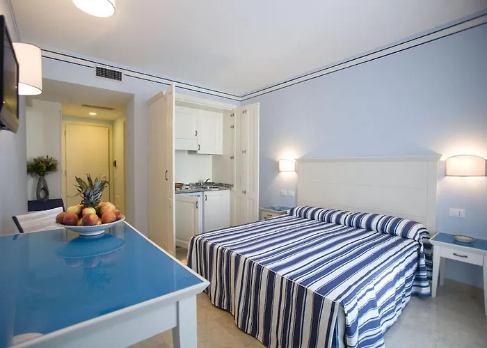 Aparthotel Cala La Luna