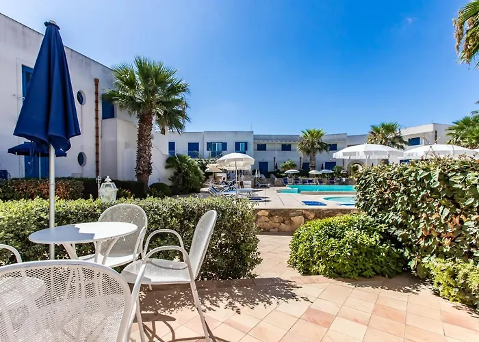 Aparthotel Cala La Luna Favignana