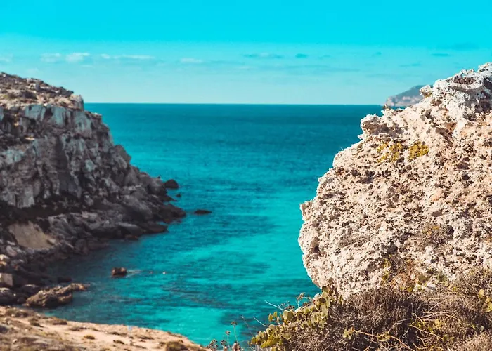 Cala La Luna Aparthotel 4*