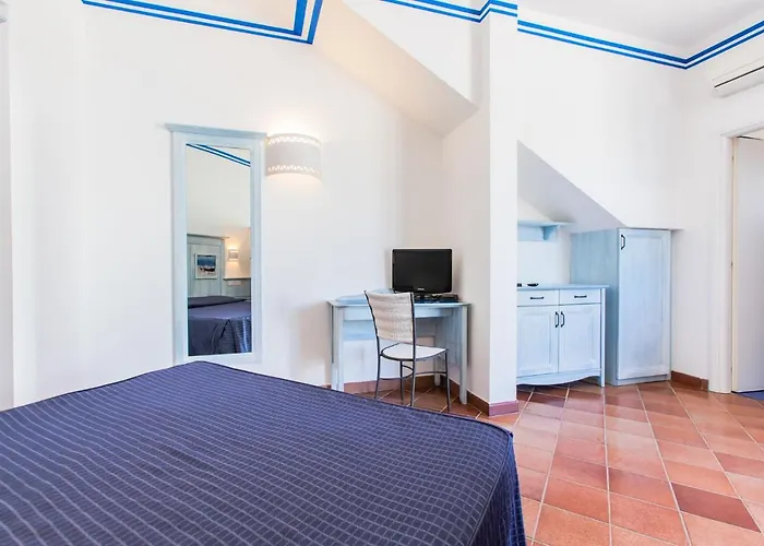 Cala La Luna Aparthotel Favignana