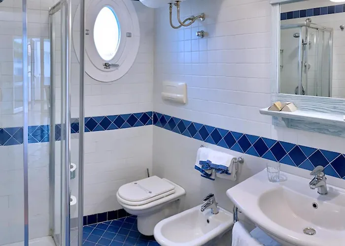 Cala La Luna Aparthotel